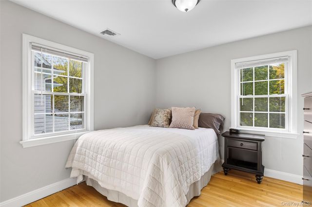 7 Gedney Terrace, White Plains, NY 10605