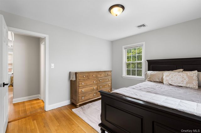 7 Gedney Terrace, White Plains, NY 10605