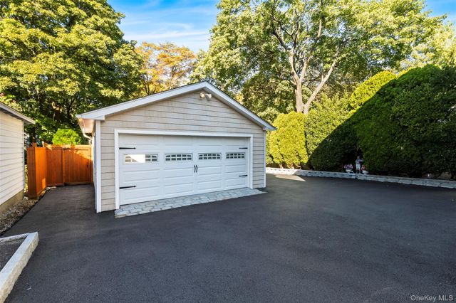 7 Gedney Terrace, White Plains, NY 10605