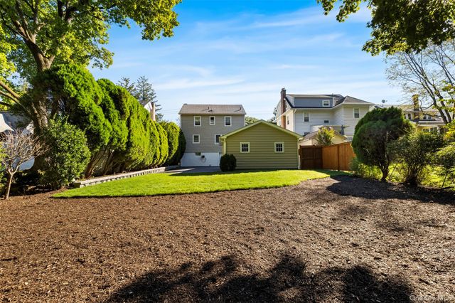 7 Gedney Terrace, White Plains, NY 10605