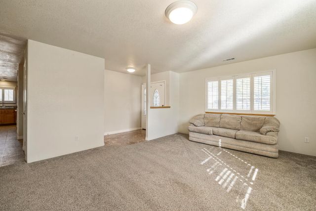 3126 Cortez Street, Klamath Falls, OR 97601