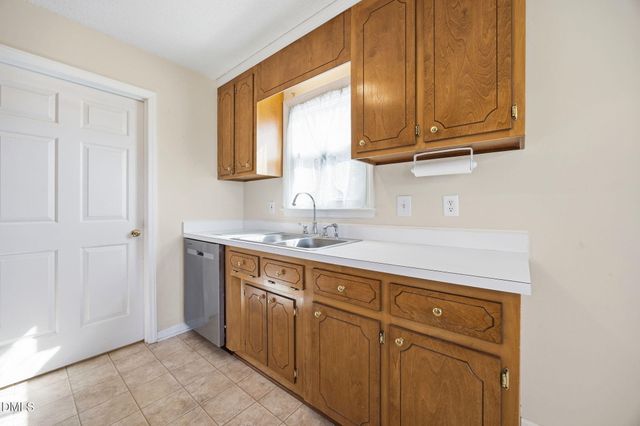 15 Loop Road, Archer Lodge, NC 27527