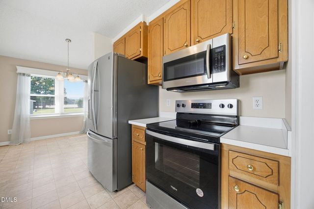 15 Loop Road, Archer Lodge, NC 27527