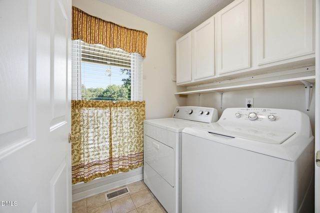 15 Loop Road, Archer Lodge, NC 27527