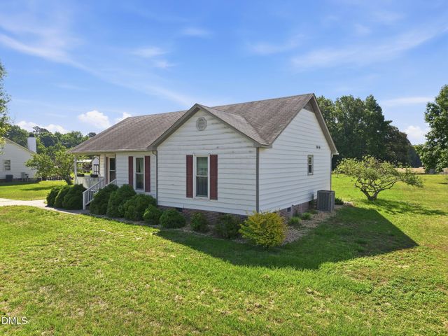 15 Loop Road, Archer Lodge, NC 27527