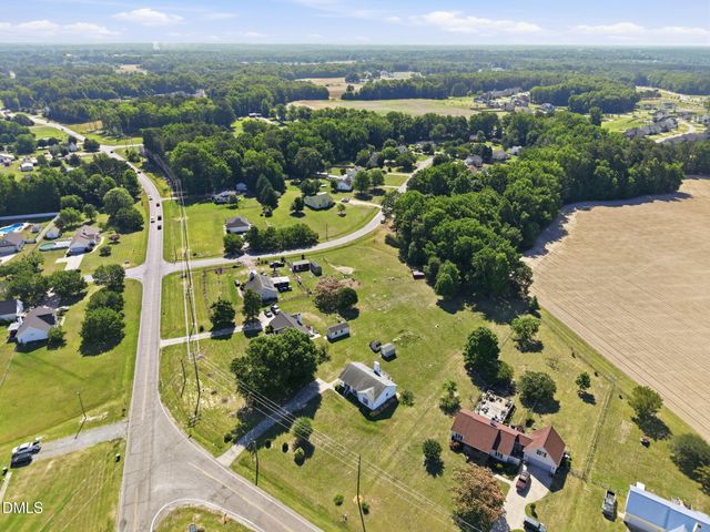 15 Loop Road, Archer Lodge, NC 27527