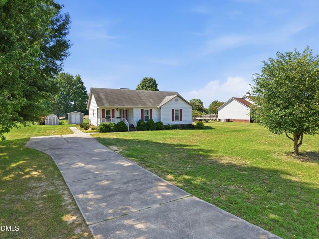 15 Loop Road, Archer Lodge, NC 27527