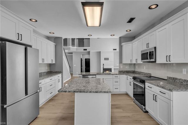 402 Undershot CT, Chesapeake, VA 23323