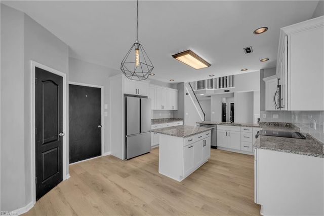 402 Undershot CT, Chesapeake, VA 23323