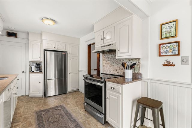 95 Assabet Road, Quincy, MA 02169