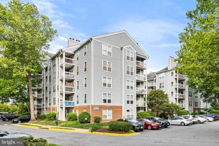 3175 SUMMIT SQUARE DR #5-E12, Oakton, VA 22124