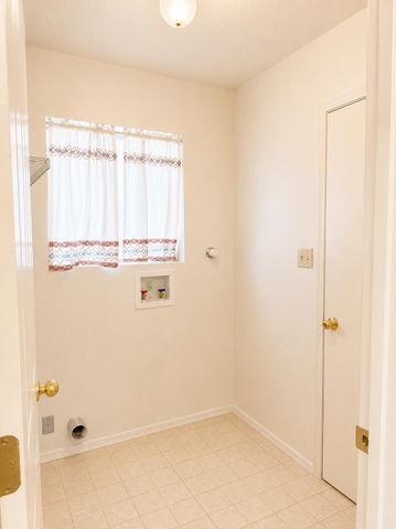 1612 Patti Place NE, Rio Rancho, NM 87144