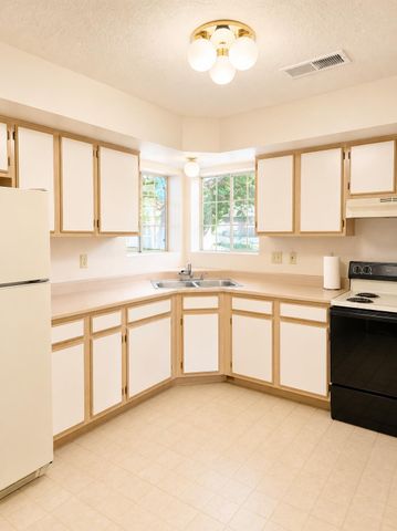 1612 Patti Place NE, Rio Rancho, NM 87144