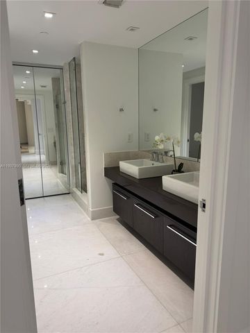 17121 Collins Ave 4306, Sunny Isles Beach, FL 33160