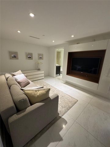 17121 Collins Ave 4306, Sunny Isles Beach, FL 33160