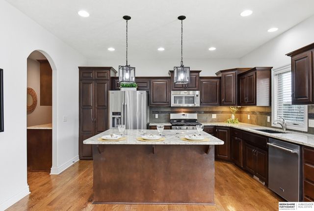 12411 Osprey Lane, Papillion, NE 68046