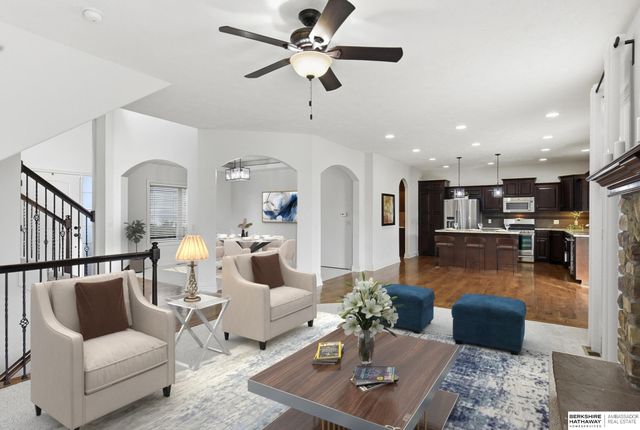 12411 Osprey Lane, Papillion, NE 68046