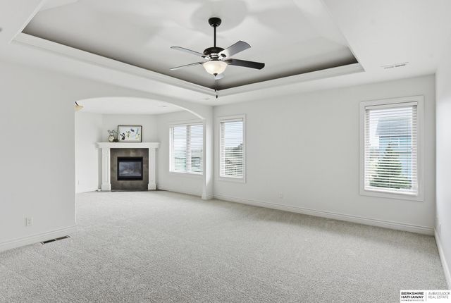 12411 Osprey Lane, Papillion, NE 68046