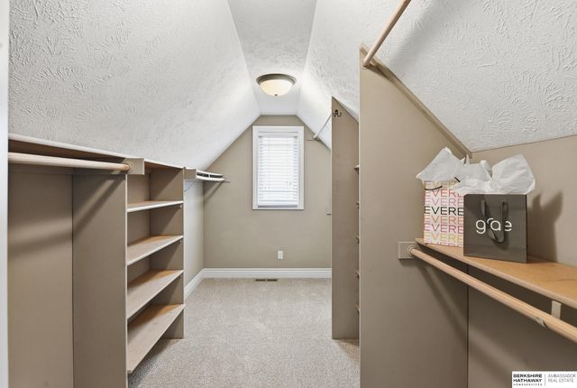 12411 Osprey Lane, Papillion, NE 68046