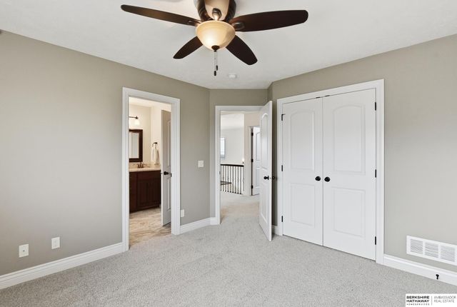 12411 Osprey Lane, Papillion, NE 68046