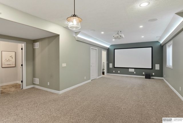 12411 Osprey Lane, Papillion, NE 68046