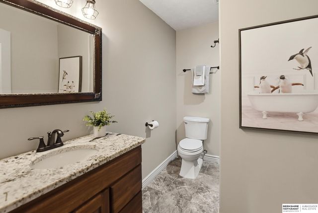 12411 Osprey Lane, Papillion, NE 68046