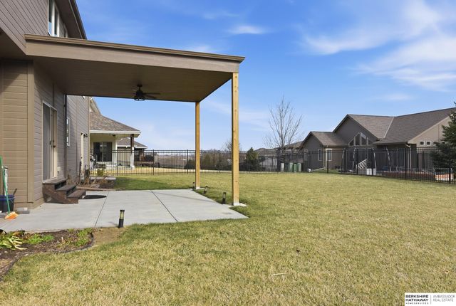 12411 Osprey Lane, Papillion, NE 68046