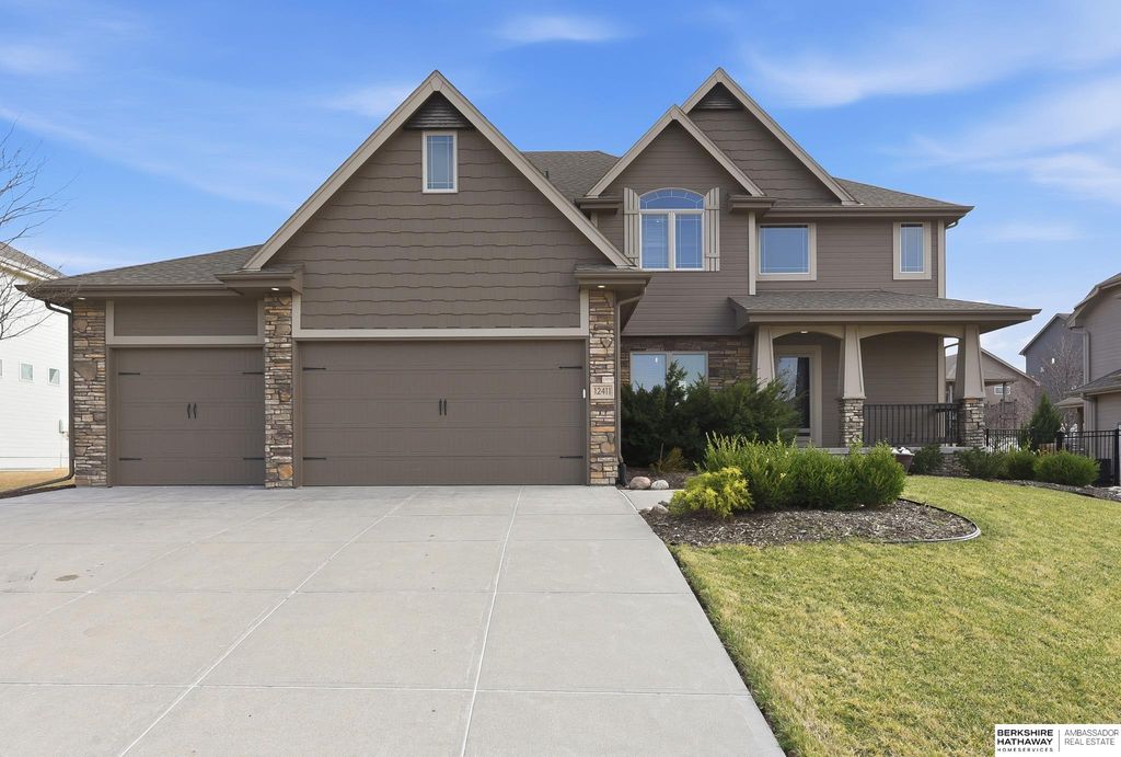 12411 Osprey Lane, Papillion, NE 68046