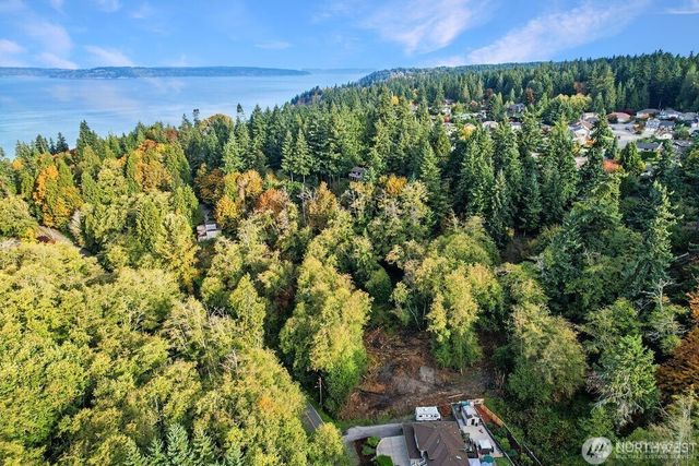 7217 Meadowdale Beach Road, Edmonds, WA 98026