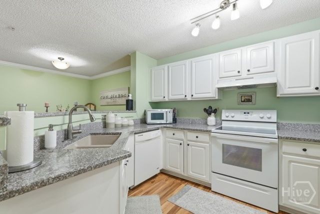 3307 Walden Park Drive, Savannah, GA 31410