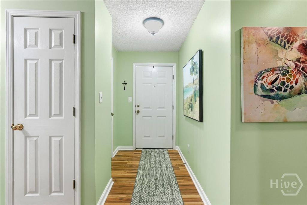 Image 3 of property listing at 3307 Walden Park Drive, Savannah, GA 31410
