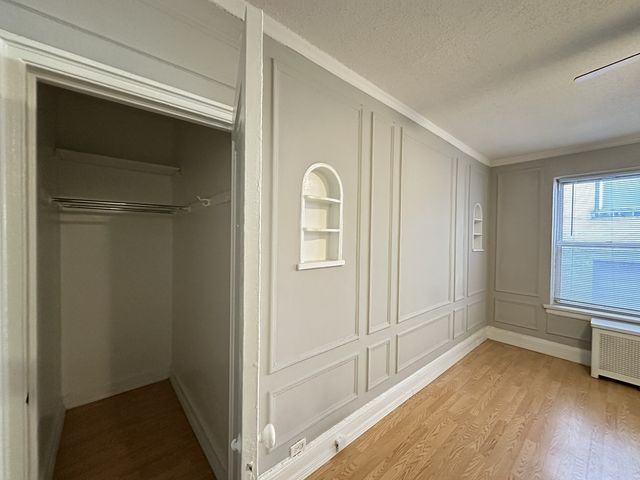 434 W Wellington Avenue 208, Chicago, IL 60657