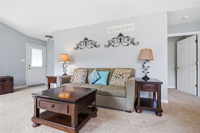 1742 Northpoint Road, Springfield, OH 45503