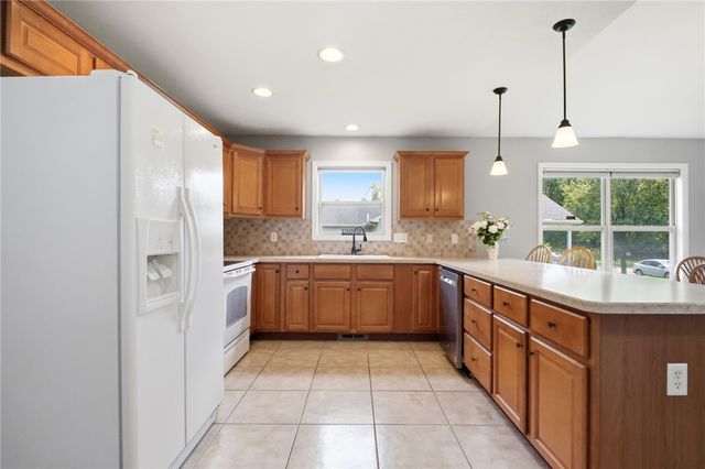 1742 Northpoint Road, Springfield, OH 45503