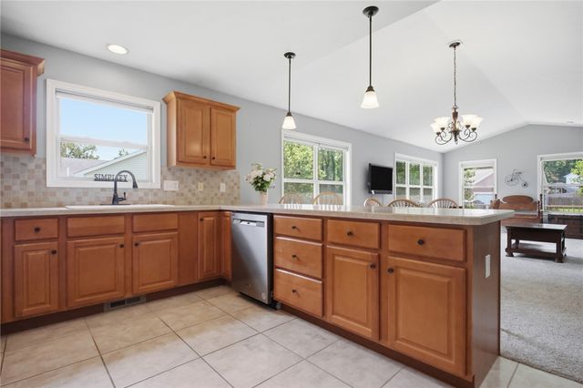 1742 Northpoint Road, Springfield, OH 45503