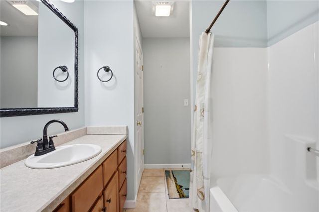 1742 Northpoint Road, Springfield, OH 45503