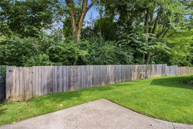 1742 Northpoint Road, Springfield, OH 45503