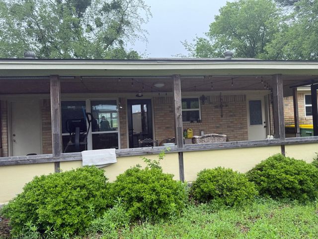 1104 County Road 701, Cleburne, TX 76031