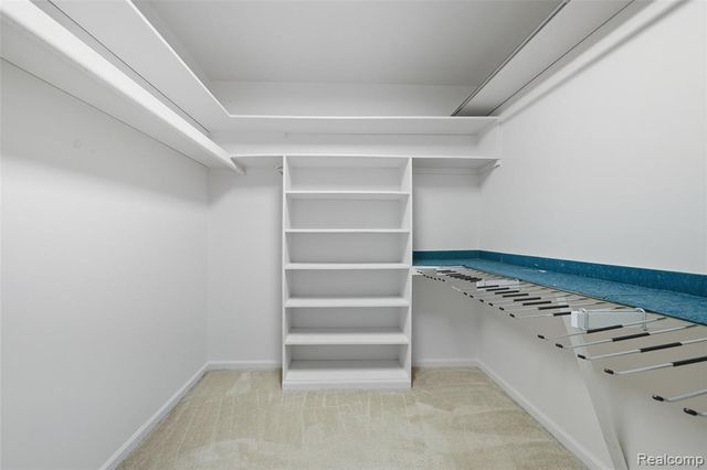 19710 W 13 Mile Road 108, Beverly Hills, MI 48025