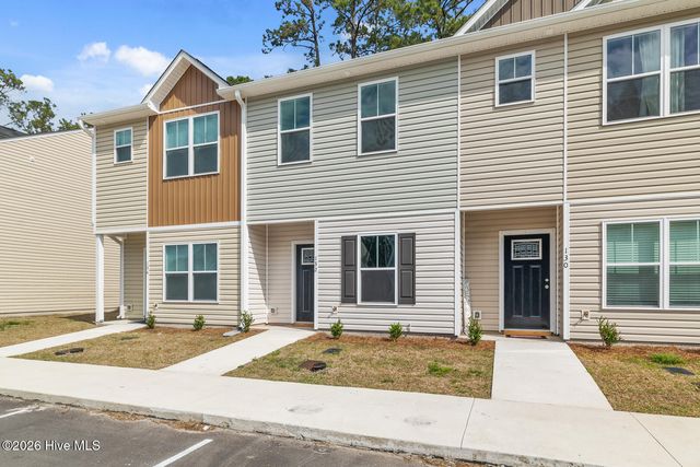 132 Buckhorn Avenue, Holly Ridge, NC 28445