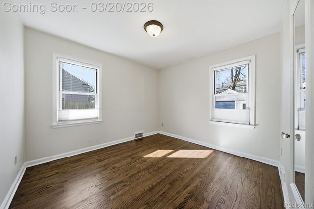 405 N Altadena Avenue, Royal Oak, MI 48067