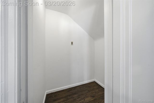 405 N Altadena Avenue, Royal Oak, MI 48067