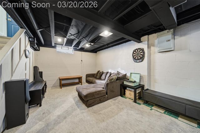 405 N Altadena Avenue, Royal Oak, MI 48067