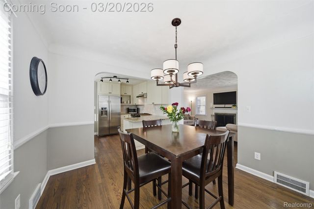 405 N Altadena Avenue, Royal Oak, MI 48067