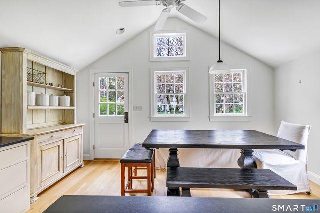 108 North Stamford Road, Stamford, CT 06903