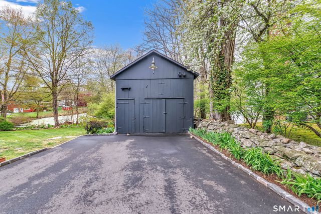 108 North Stamford Road, Stamford, CT 06903