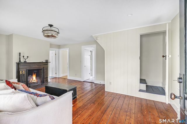 108 North Stamford Road, Stamford, CT 06903