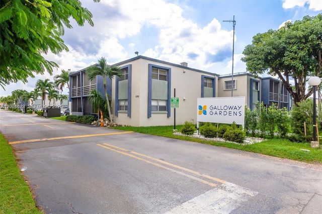 8794 SW 12th St 103, Miami, FL 33174