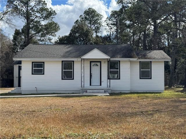 1625 Myers Road A, Eight Mile, AL 36613