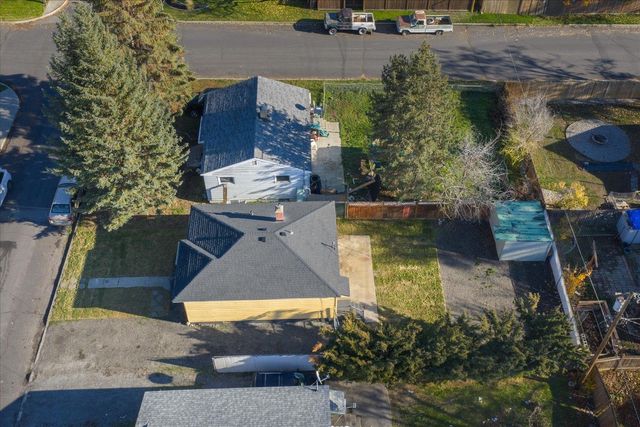 1524 E Walton Ave, Spokane, WA 99207